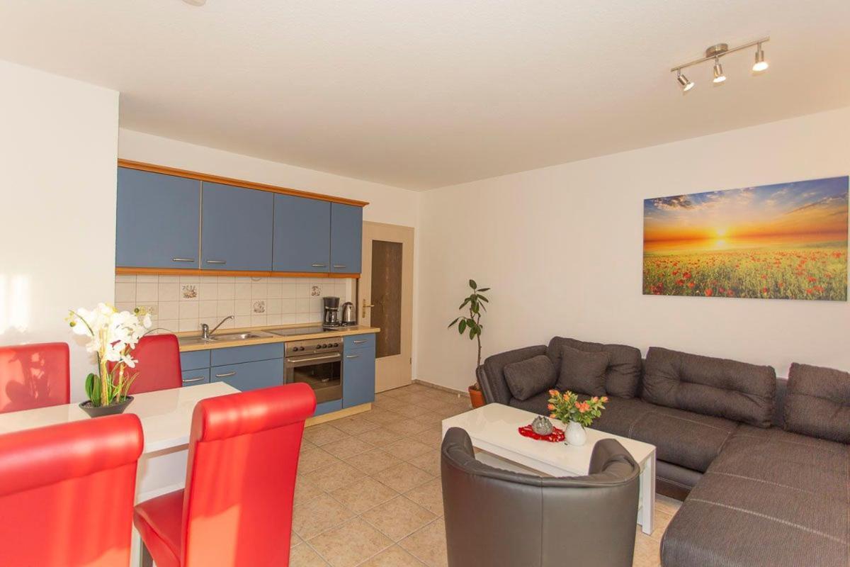 Appartement Haus Dornroeschen 45107 à Goehren  Extérieur photo