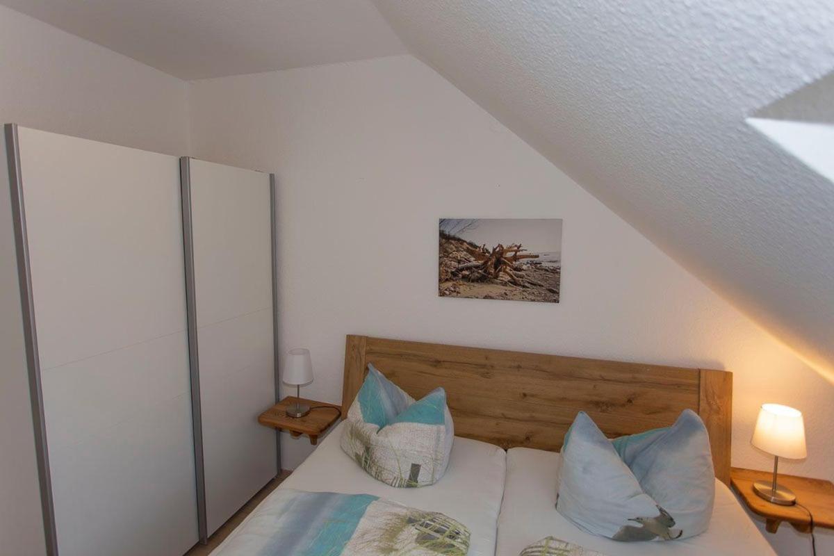 Appartement Haus Dornroeschen 45107 à Goehren  Extérieur photo