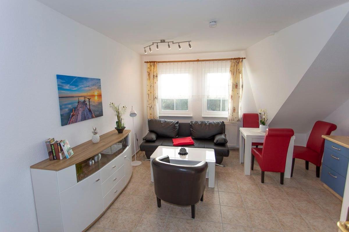 Appartement Haus Dornroeschen 45107 à Goehren  Extérieur photo