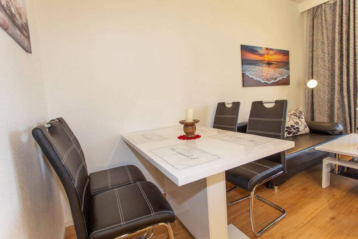 Appartement Haus Dornroeschen 45107 à Goehren  Extérieur photo