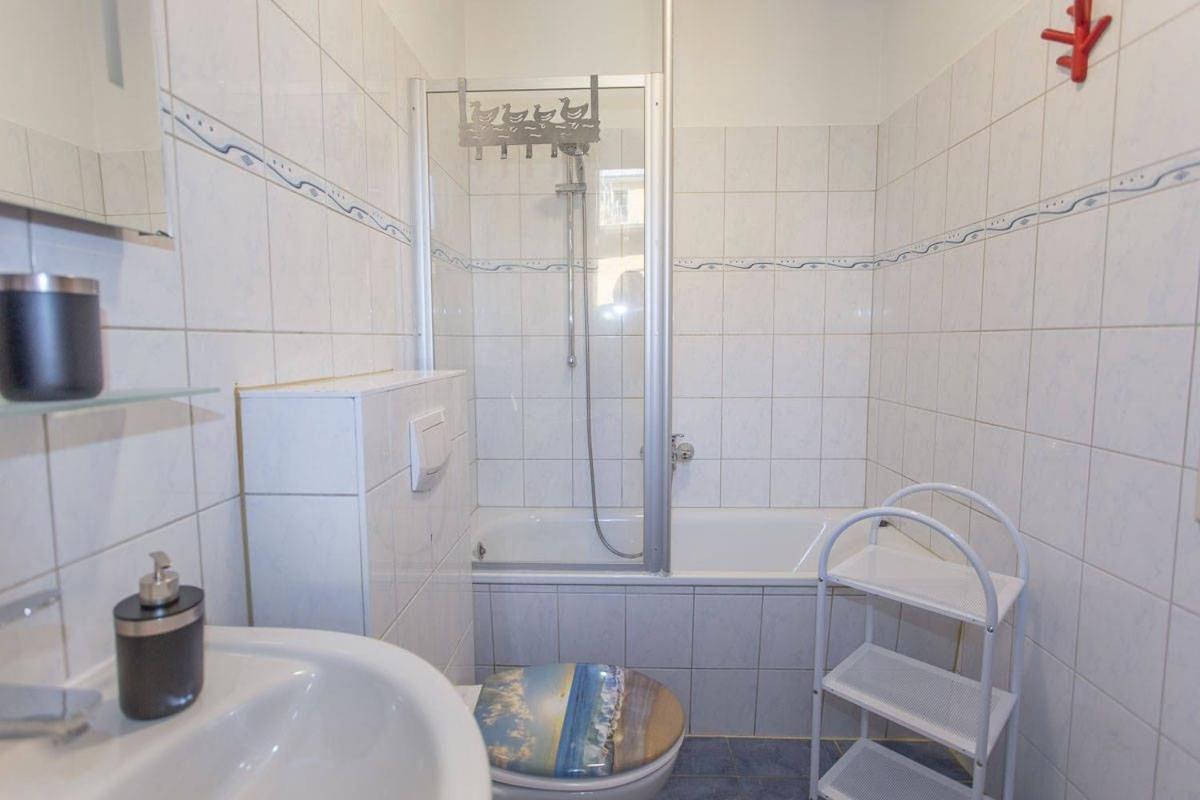 Appartement Haus Dornroeschen 45107 à Goehren  Extérieur photo