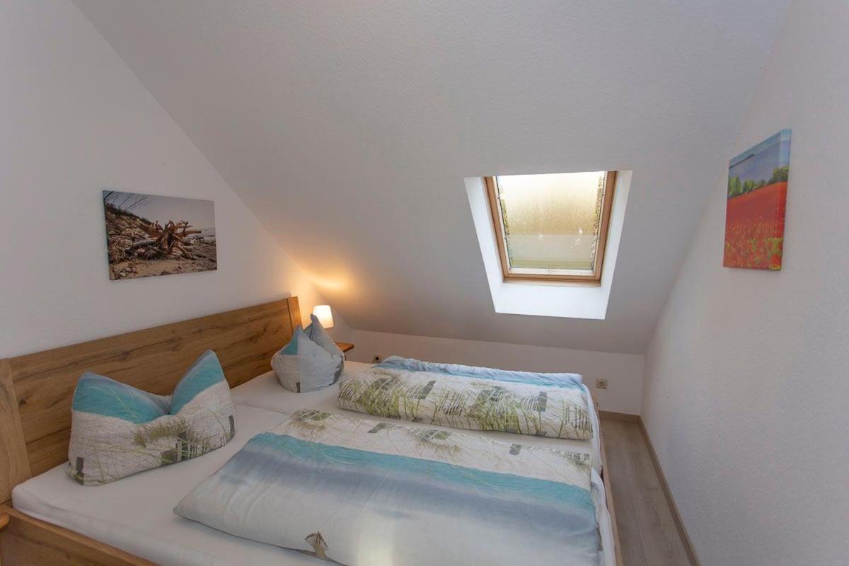 Appartement Haus Dornroeschen 45107 à Goehren  Extérieur photo